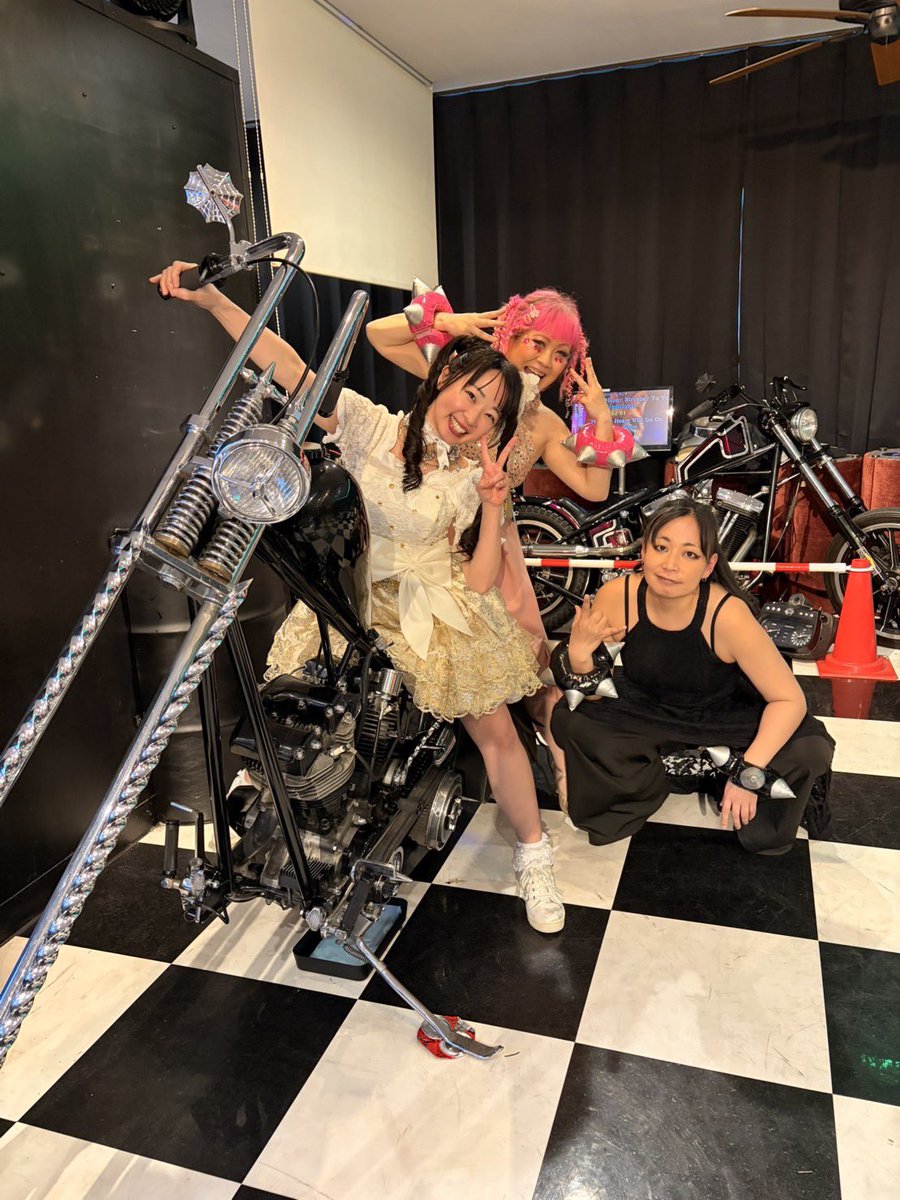 hibiki444misaki's tweet image. ちゃんとライブもしてますよ！
F×F=Wea〜y♪
柵＝檻みたいになりがちw

@enchipon_fice 

#那須塩原 #黒磯罰符 #FFW