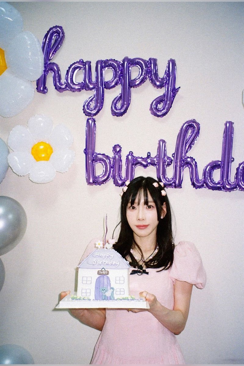 ⣠⠛⠛⣄⣠⠶⠛⠛⠛⠶⣄⣠⠛⠛⣄
⢿　 ⠋　　　　 　⠙　 ⡿
　 ⣾　●　ᴥ　●　⣷
　  ⠻⣄　        　  ⣠⠟ happy birthday taeyeon 
　⣠⡿        💜         ⢿⣄
     ⠶  ⣠                ⣄  ⠶
#옛뚜라_오늘탱구_생일이래