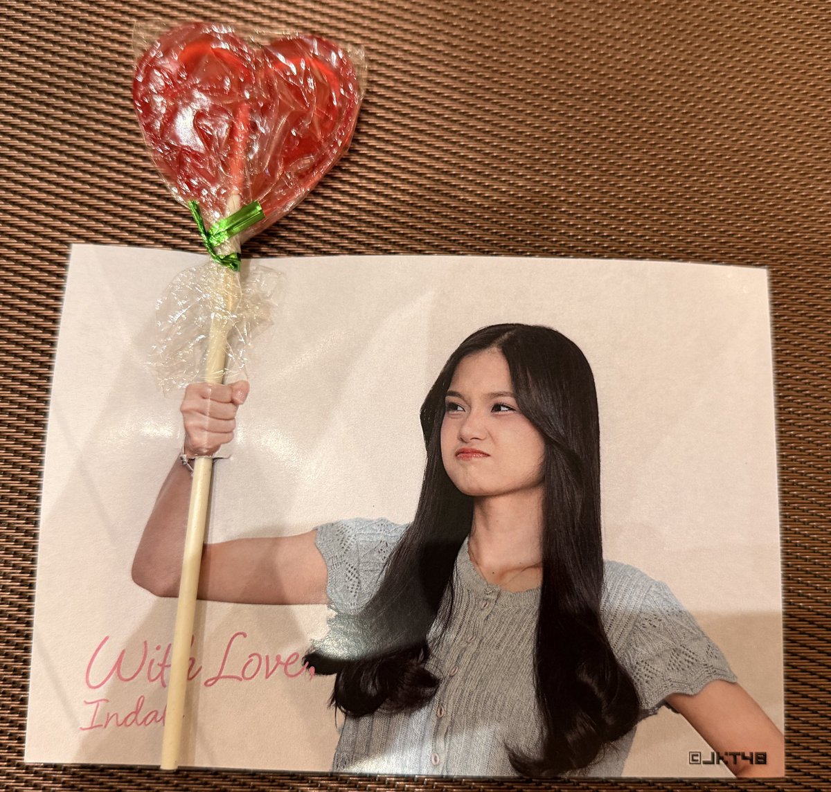 InterindahOFC's tweet photo. Siapa tadi yang ikut event JKT48 Psychology Project: Team Love dan dapat hadiah cinta dari @C_IndahJKT48??? 💗🫶🏻🥰 https://t.co/WkFNQd9G1h