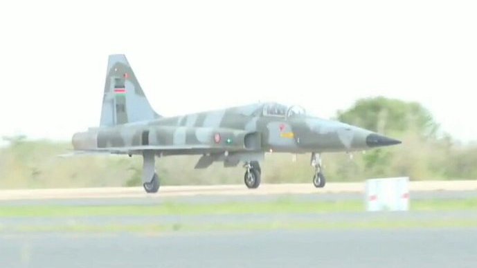 HammerOfWar5's tweet photo. Pictures showing american made F-5 fighter jets of the Kenyan 🇰🇪 Air Force. https://t.co/PIHfVwDLM3