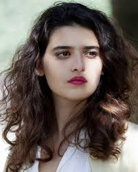 merlinpapin3's tweet photo. On souhaite un Bon Anniversaire à #ManalIssa qui a 34 ans on peut la voiOn souhaite un Bon Anniversaire à #ManalIssa qui a 31 ans on peut la voir dans
The Bra
Les Nageuses
Peur de Rien
Ulysse et Mona
Une Jeunesse Dorée
Mémorie Box
Marie Schneide 1983
Face à la mer
@FredOL69007
❤️si vous aimez