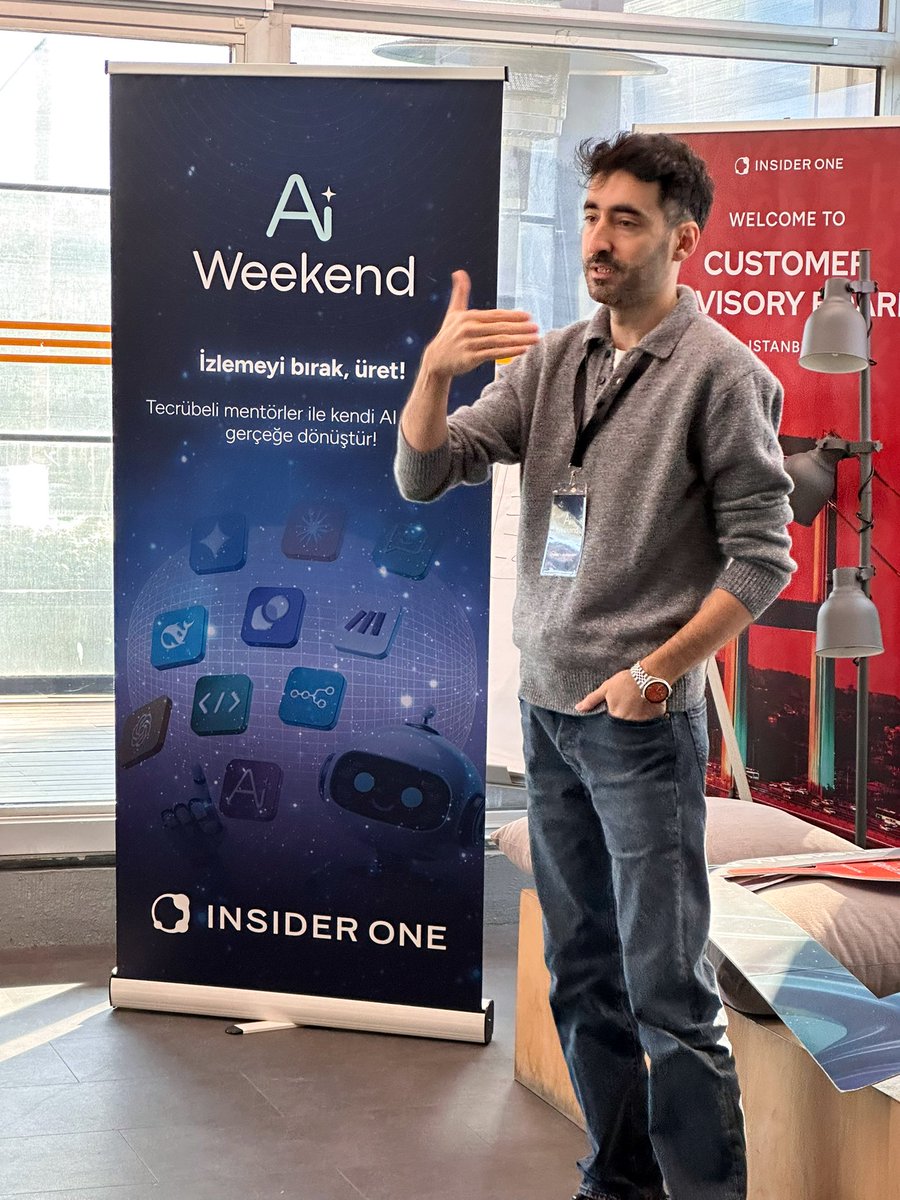 ridvancodes's tweet photo. Bu hafta Ai Weekend etkinlikleri kapsamında ai’ın geleceğini ve N8N Otomasyonlarını konuştuk https://t.co/7XqUwd0dt2
