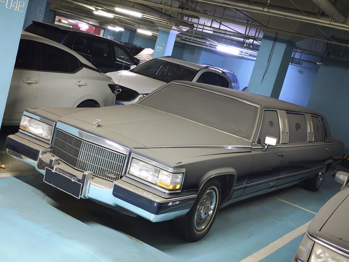 LaughingMeng's tweet photo. 林肯城市
 凯迪拉克��洛特海姆Brougham
奔驰W123 https://t.co/EfT6NDOW4G