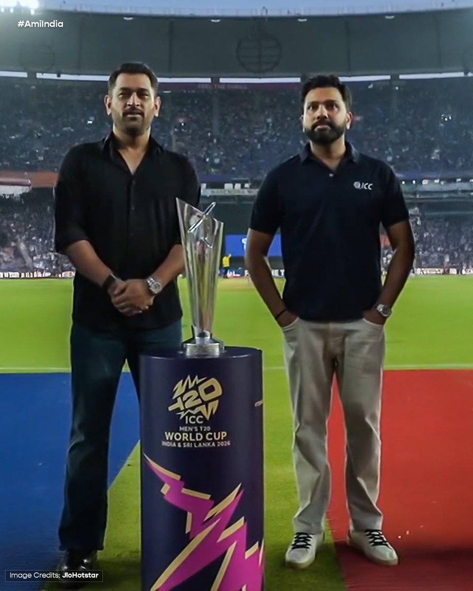 engineer13070's tweet photo. Two captains. One iconic frame. 🏆

#IndiaVsNewZealand  #INDvsNZ https://t.co/0hAUgKpNEI
