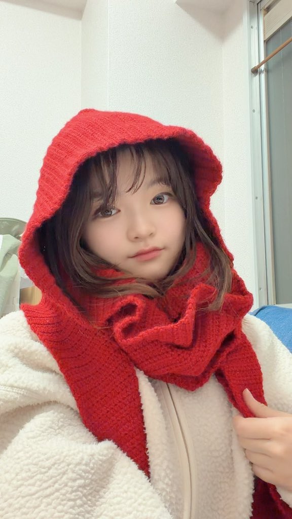 04_10_05's tweet photo. ソフィーフード編んでみた〜
やっと完成したけど時間かかりすぎてもうつけれる季節じゃなくなって来ちゃったよ😭#かぎ編み https://t.co/5D7cvN8Rrt
