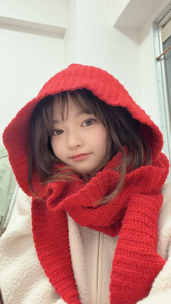 04_10_05's tweet photo. ソフィーフード編んでみた〜
やっと完成したけど時間かかりすぎてもうつけれる季節じゃなくなって来ちゃったよ😭#かぎ編み https://t.co/5D7cvN8Rrt