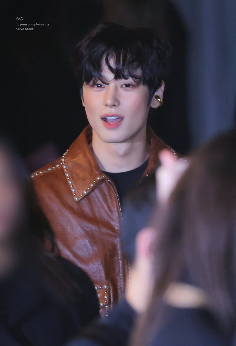 좌심방 tweet media