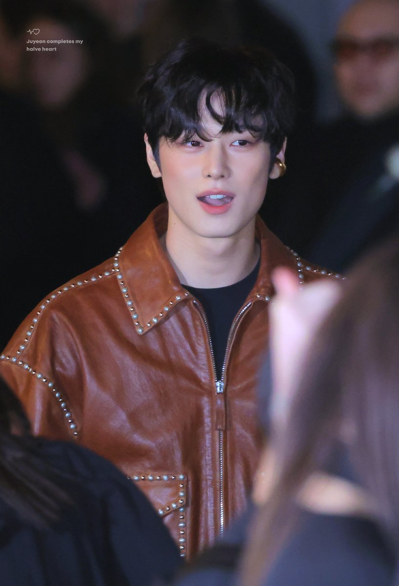 좌심방 tweet media