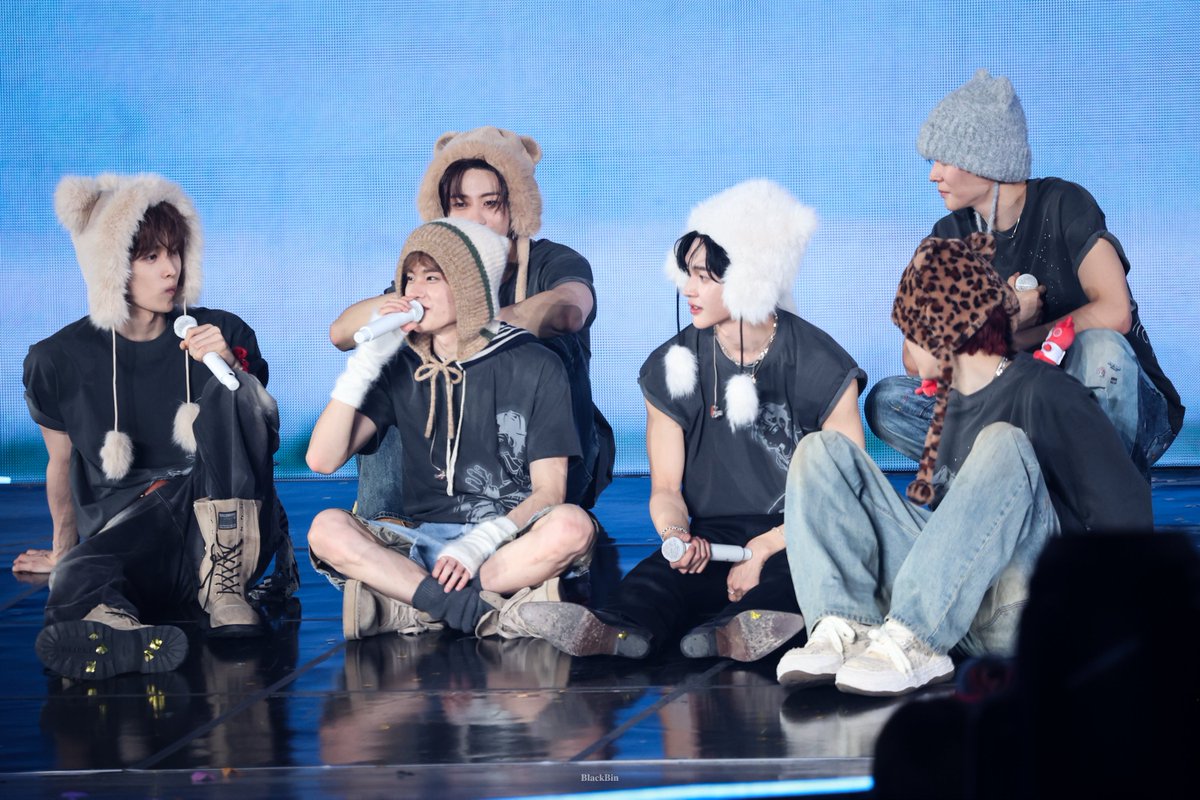 𝐁𝐥𝐚𝐜𝐤𝐁𝐢𝐧 tweet media