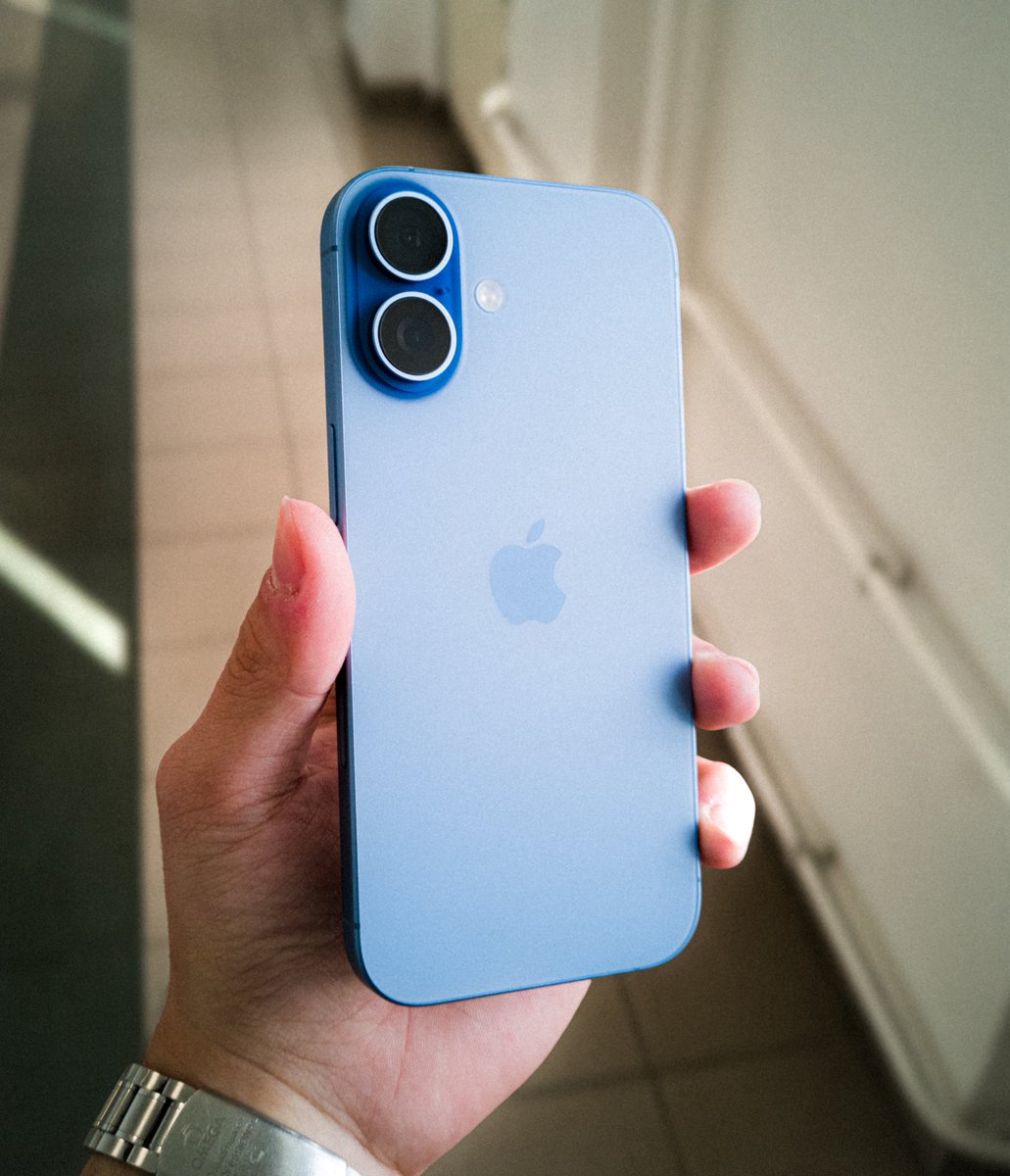 Out of Galaxy tweet media