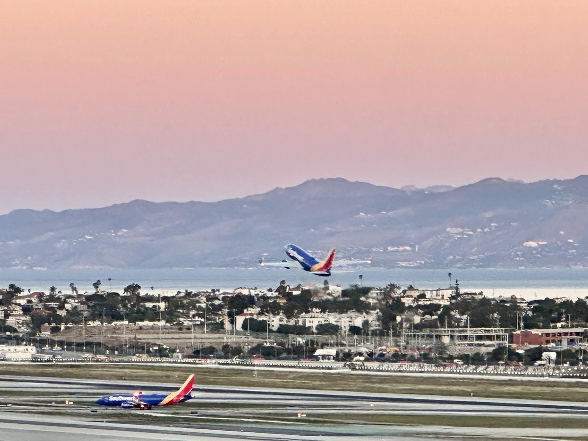 RickDickertWX's tweet image. Welcome to Daylight Saving Time!

7:16 am PDT
March 8, 2026

@SouthwestAir always coming and going to L.A. 
#SpringForward