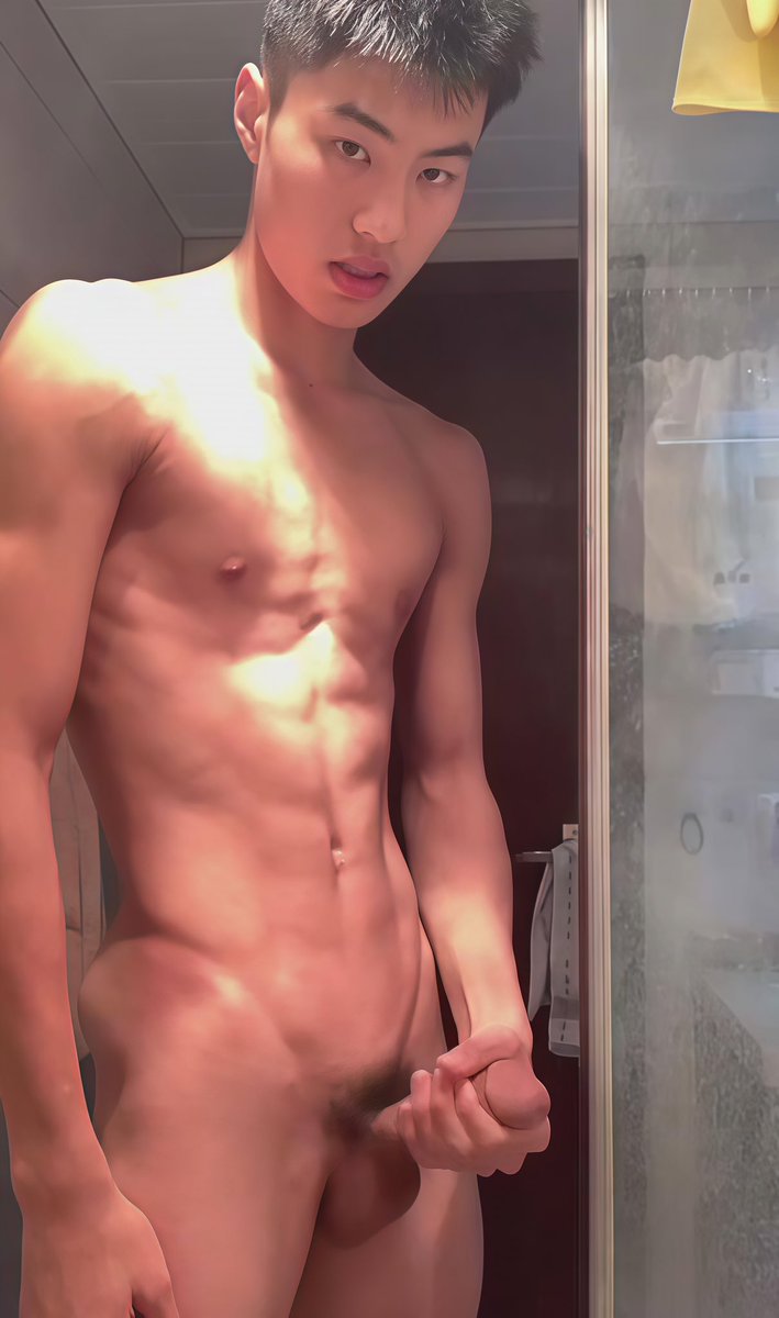 Tiwon99's tweet photo. Mlem ko? 🥵 https://t.co/VltZ8VQ4gT