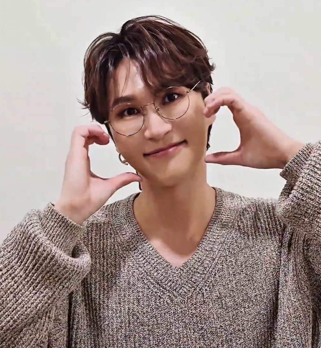 콩 ~ tweet media