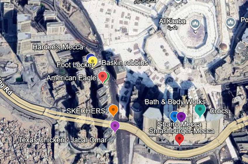 quorumcaller's tweet photo. it's so funny how the area surrounding the Kaaba in Mecca has a bunch of American mall brands https://t.co/M07qpEPx0h