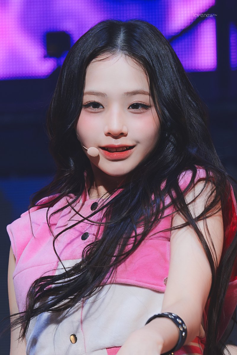 loveneww_'s tweet photo. 260307　HQ 
#UNIS #유니스 #SEOWON #임서원 #ユニス #ソウォン https://t.co/dccNvd0UsW