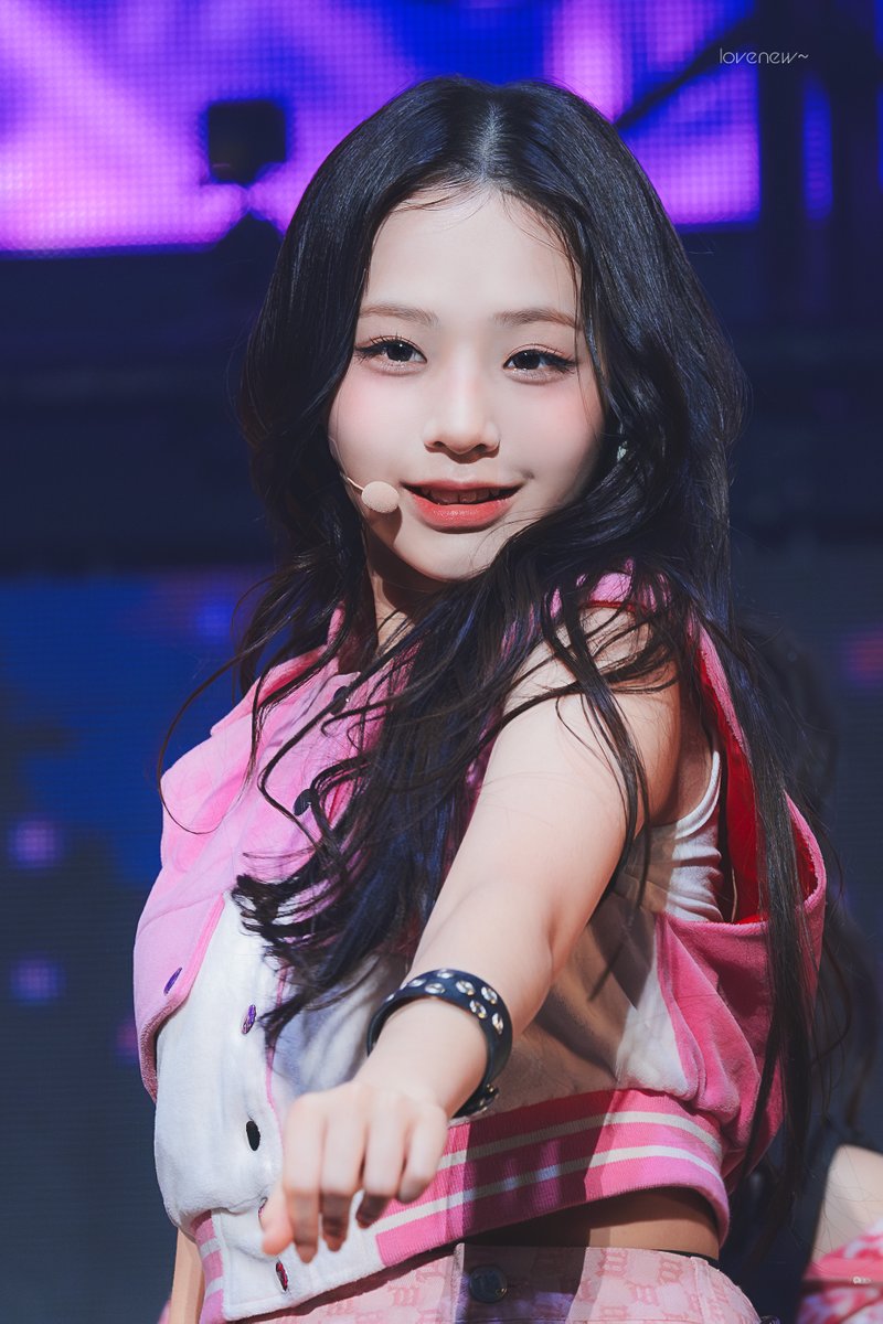 loveneww_'s tweet photo. 260307　HQ 
#UNIS #유니스 #SEOWON #임서원 #ユニス #ソウォン https://t.co/dccNvd0UsW