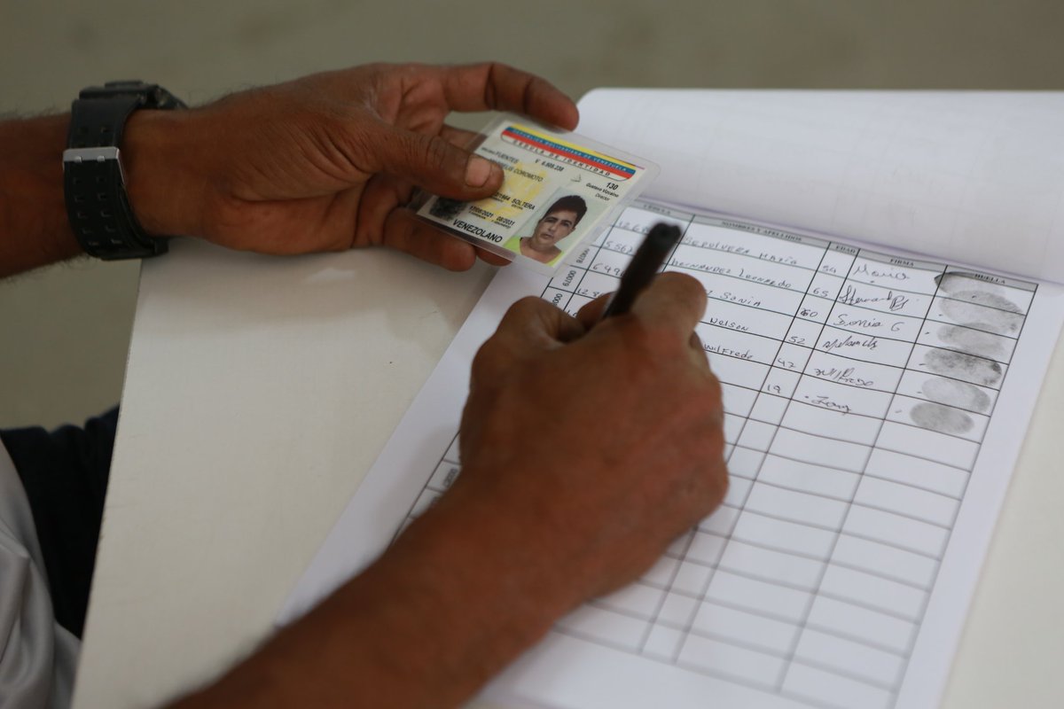 LaIguanaTV tweet media