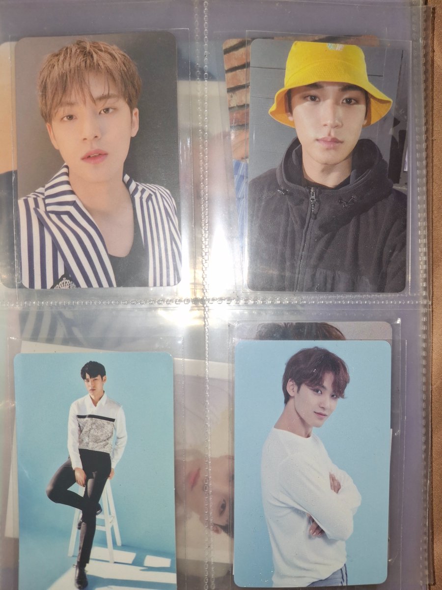 kimmingyum's tweet photo. mau jualin pc mingyu, pc era lama. ada yg bisa bantu ngasih harga ngga? https://t.co/2bjYU3rWlm