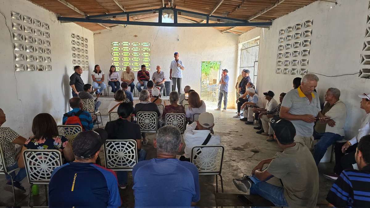 #EsNoticia <a href="/ADemocratica/">Acción Democrática</a> sus municipalistas y agraristas celebran el día del campesino en Tacarigua #ADelante

costadelsolfm.org/2026/03/08/ad-…