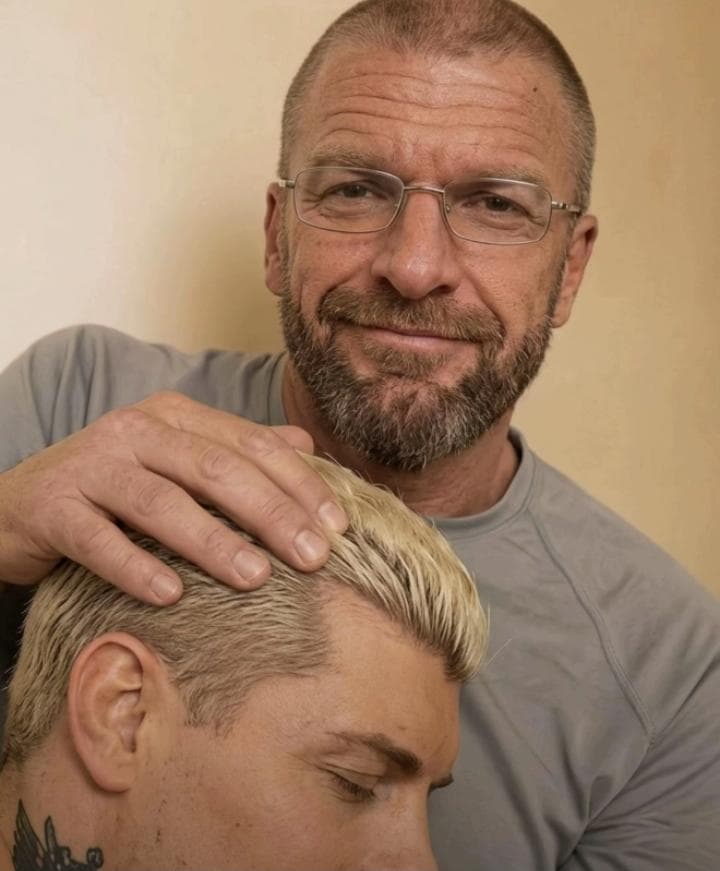 UUnderscore99's tweet photo. @TripleH 😑😑😑😑 https://t.co/LnolIpuRDe