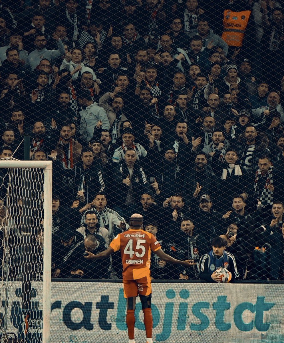 levyiboren's tweet photo. @appiahbaroni @Osmanhen @avogs_ E gel diyorum https://t.co/vKjnA04gF5