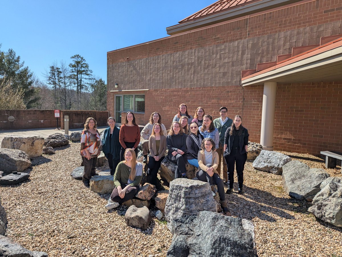 VAGEOL's tweet photo. Happy International Women's Day! We're so proud of the incredible women who have dedicated themselves to advancing the field of geologic sciences. Your effort and encouragement are greatly appreciated and inspiring! #InternationalWomensDay #WomensHistoryMonth #WomenInSTEM https://t.co/isFIpMnivs