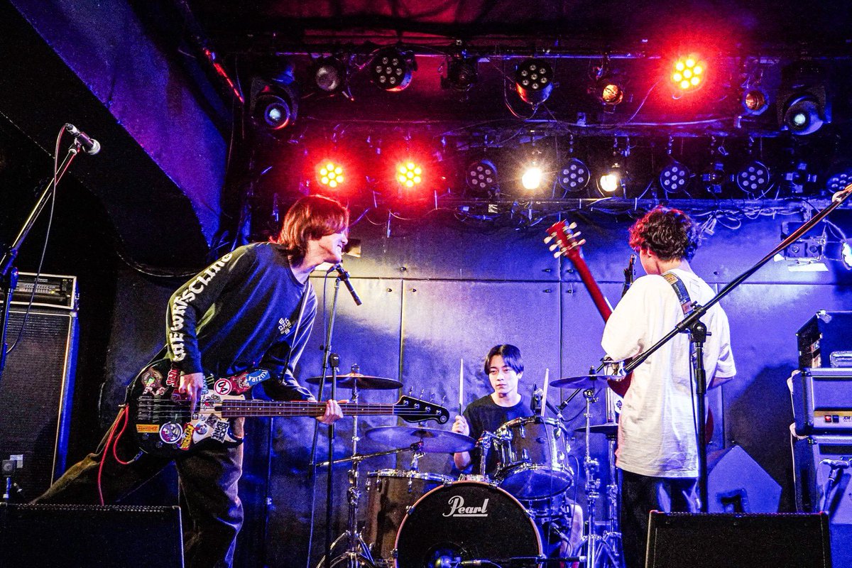 next_ryg's tweet photo. 【Thank you!】

3月8日

RING-A-VELL

ありがとうございました！
久しぶりのライブめちゃくちゃ楽しかったです！！ https://t.co/gLQZKrzJmr