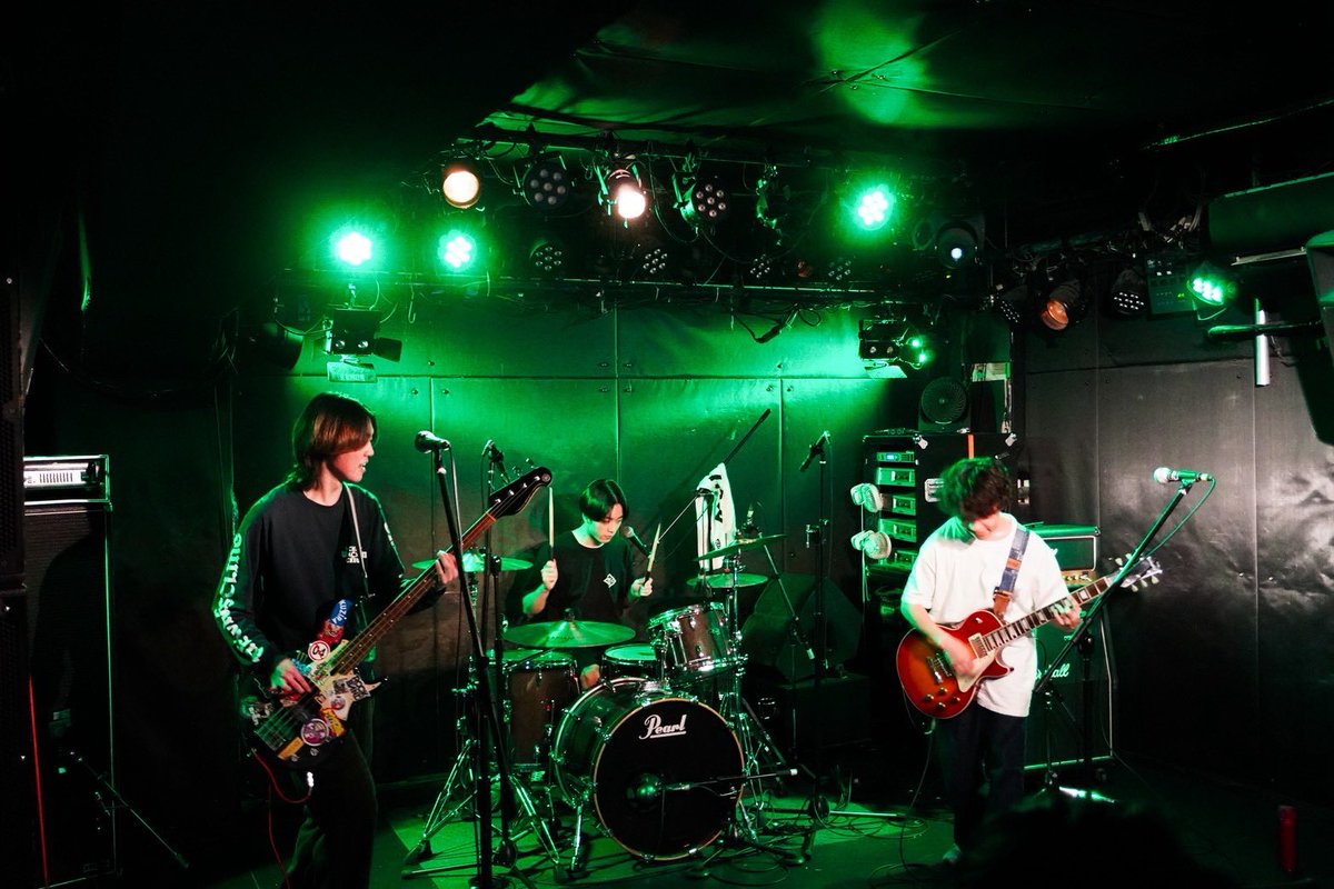 next_ryg's tweet photo. 【Thank you!】

3月8日

RING-A-VELL

ありがとうございました！
久しぶりのライブめちゃくちゃ楽しかったです！！ https://t.co/gLQZKrzJmr