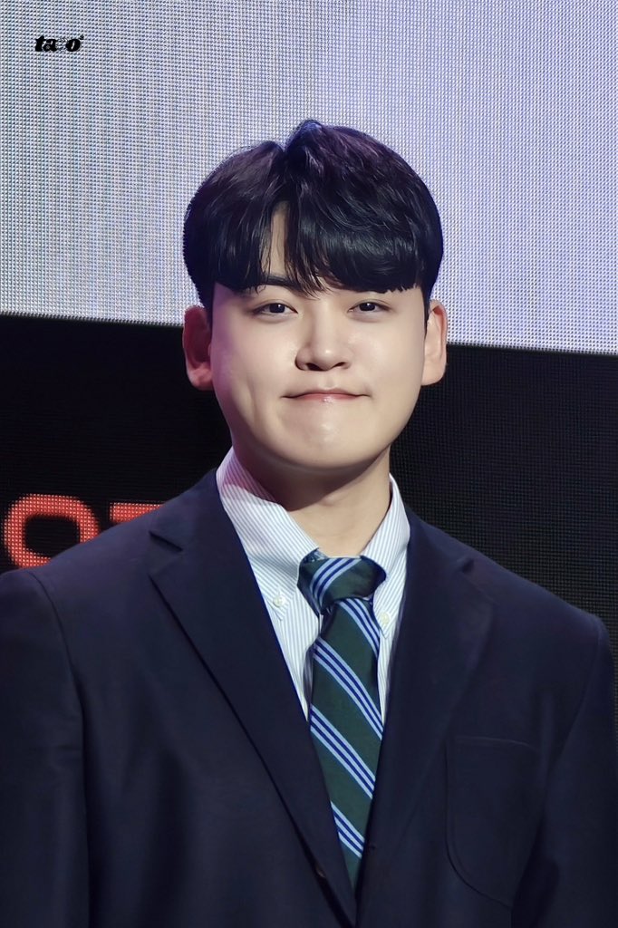 whoop995's tweet photo. 항상 건강하던 내 원딜 빨리 돌아와라🙏 기분좋게 웃는 모습 보고싶다🥹 https://t.co/0rGQqrxpWL