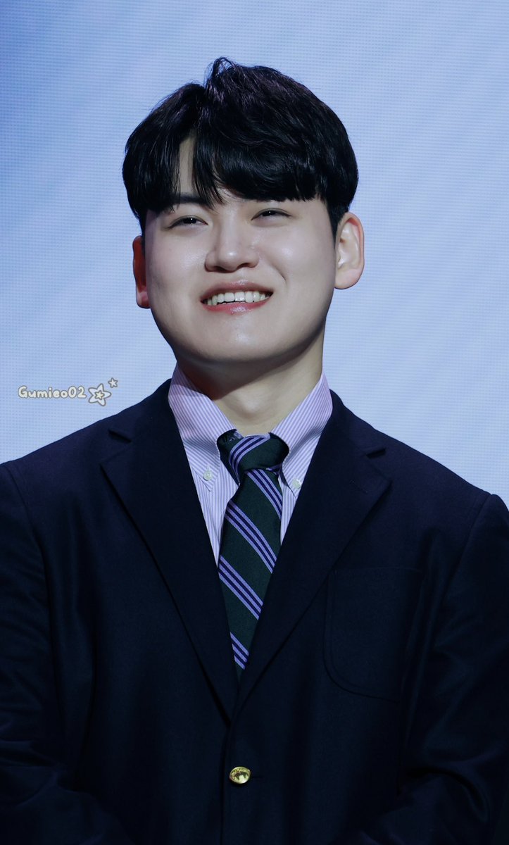 whoop995's tweet photo. 항상 건강하던 내 원딜 빨리 돌아와라🙏 기분좋게 웃는 모습 보고싶다🥹 https://t.co/0rGQqrxpWL