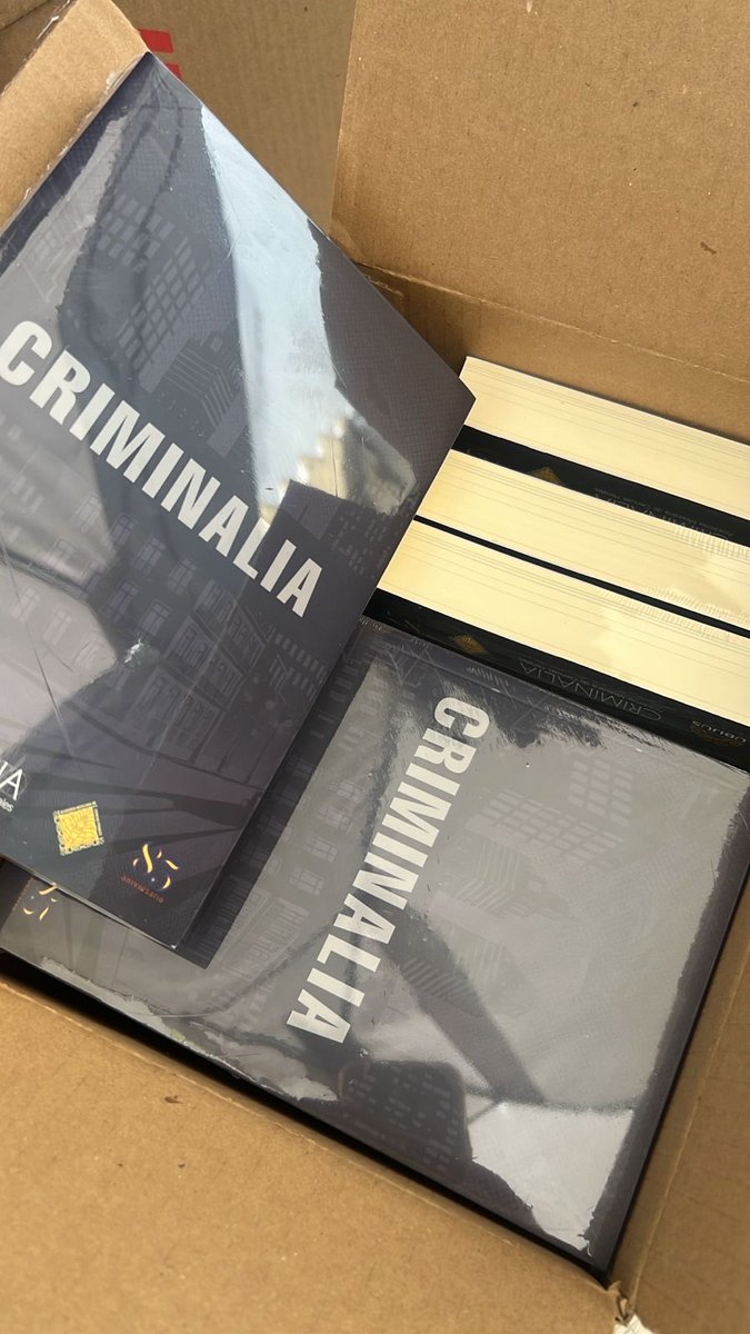 ¡Ya está aquí! La revista #Criminalia órgano de difusión de las Academias Mexicana y Española de Ciencias Penales. También disponible en línea. Pulse aquí: criminalia.com.mx/index.php/revi…