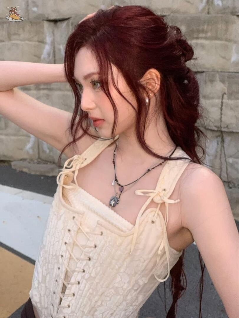 SOC-IE 💛 ˚☽˚.⋆ tweet media