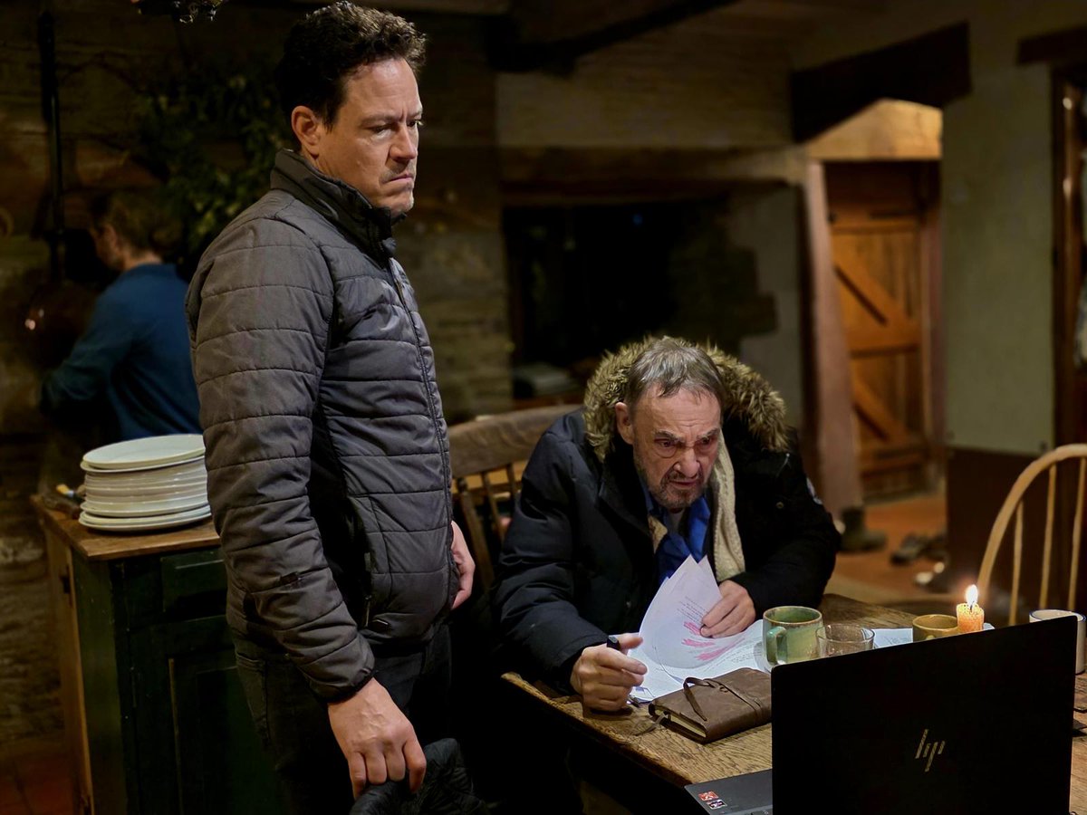 Russell Shaw tweet media