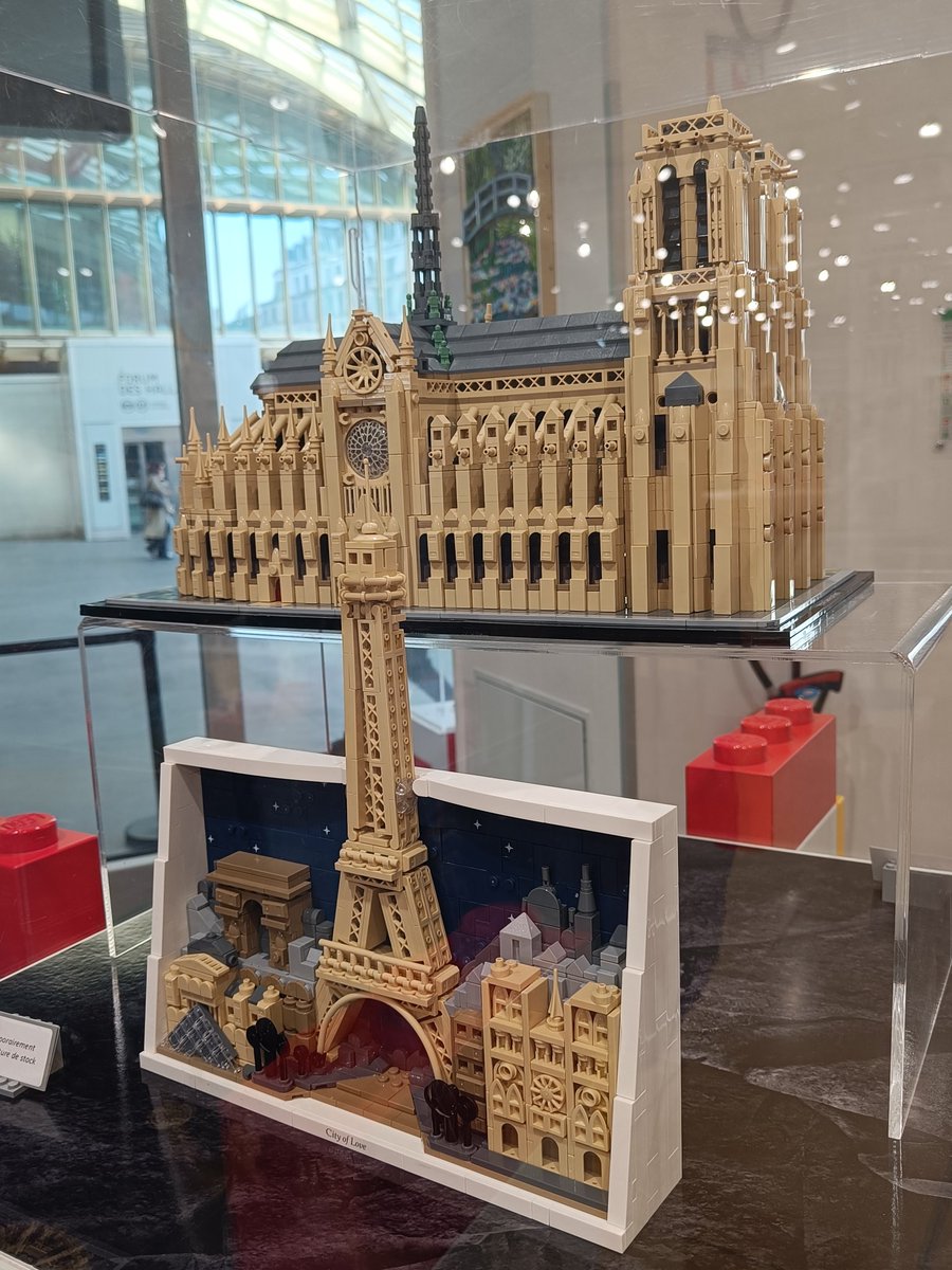 Madame Nyctalope tweet media