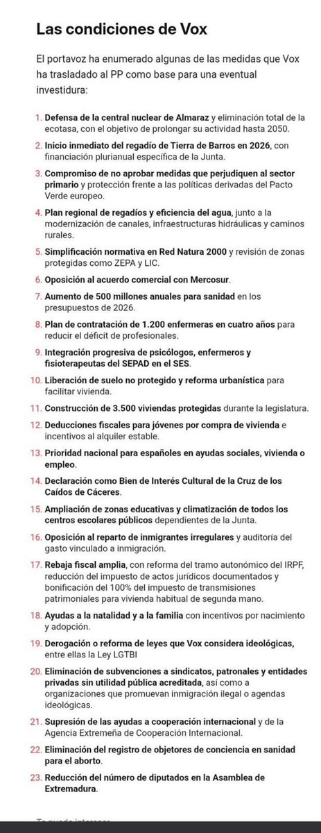Jorgebuxade's tweet photo. ¿Por qué el PP ha lanzado todas sus argucias y astucias de corto plazo contra VOX, engañando a los españoles, cuando aún hay 2 meses, ¡2 meses!, para una posible investidura en Extremadura? 

¿Puro engaño y cálculo electoral?
¿Salvar los muebles en CyL?
¿Subirse a la ola de su División Líster mediática? 
¿Preparar al público para pactar con el PSOE, que es lo que intentaron al inicio? 

Nosotros, sin engañar a nadie, seguimos y seguiremos  aquí; sin servilismos ⬇️