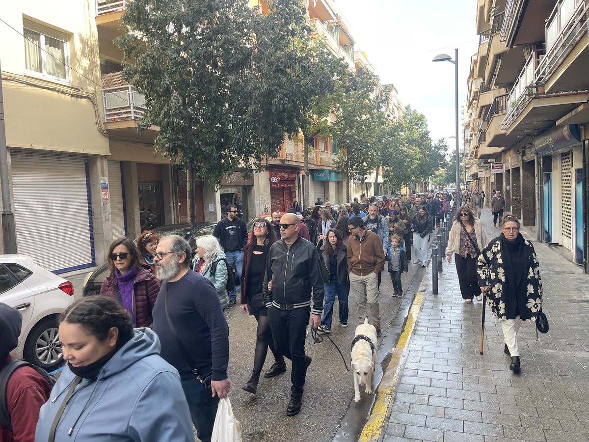 QuePaguinElsRics tweet media