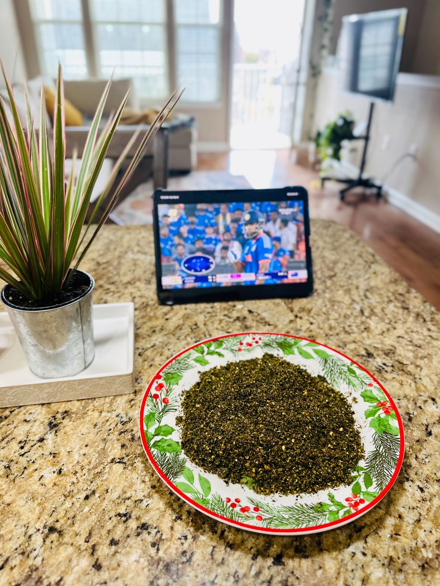Divya_Mudunuri's tweet photo. Match also, Health also.
Moringa Flax seeds Karam from #ChefInMe😎 ’s kitchen https://t.co/DIbf6vQH4O