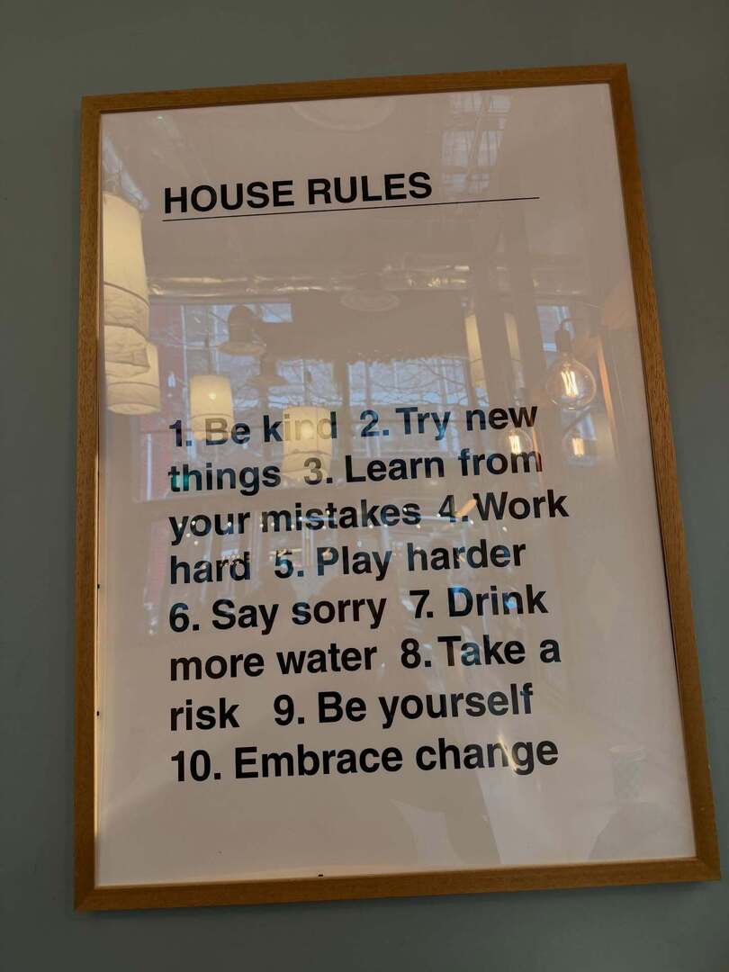 Timothy_Hughes's tweet image. House Rules #stratford #london #eastlondon #coffee #coffeeshops instagr.am/p/DVoHgQfiKCe/
