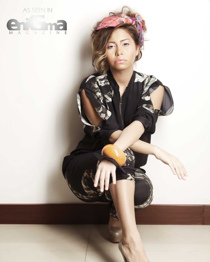 كل يوم صورة لشيرين لحد ماترجع tweet media