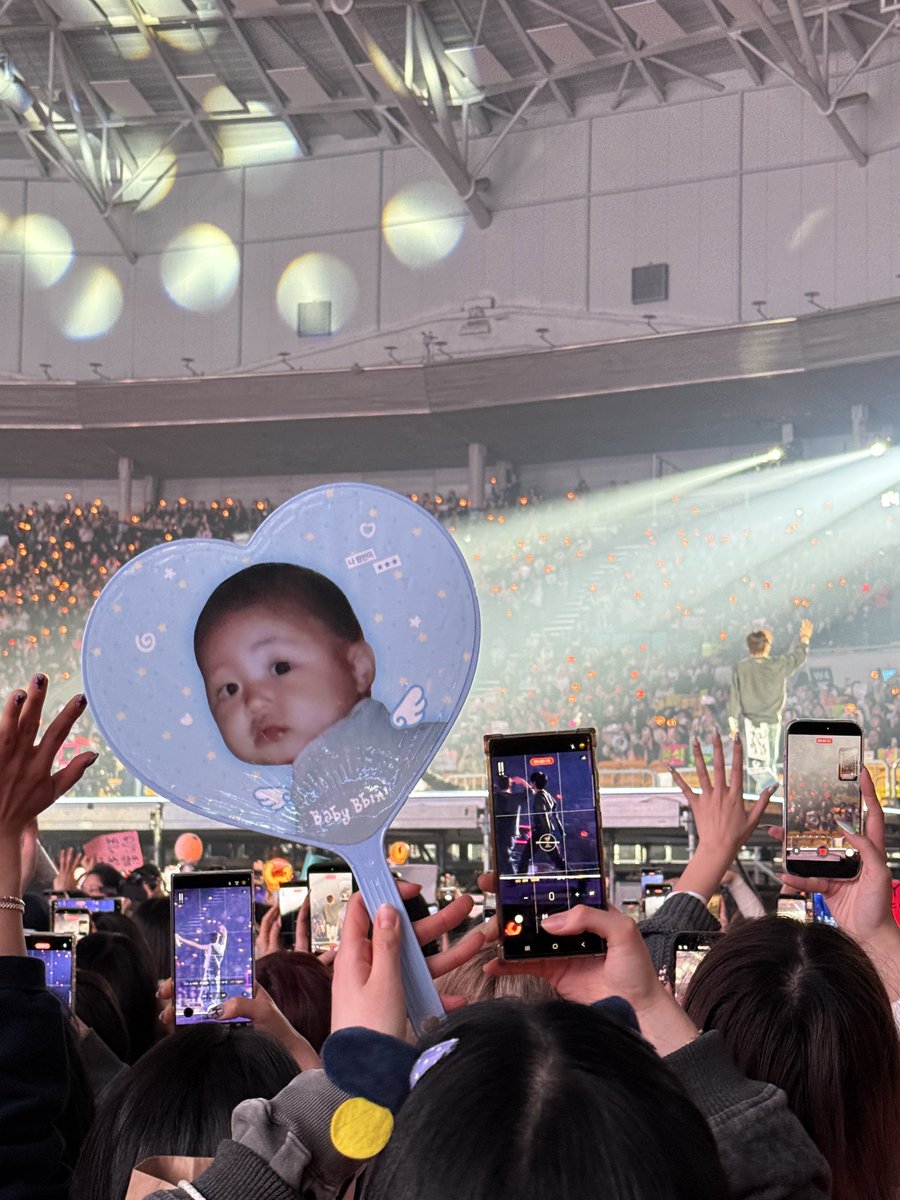 박현빈🎸 tweet media
