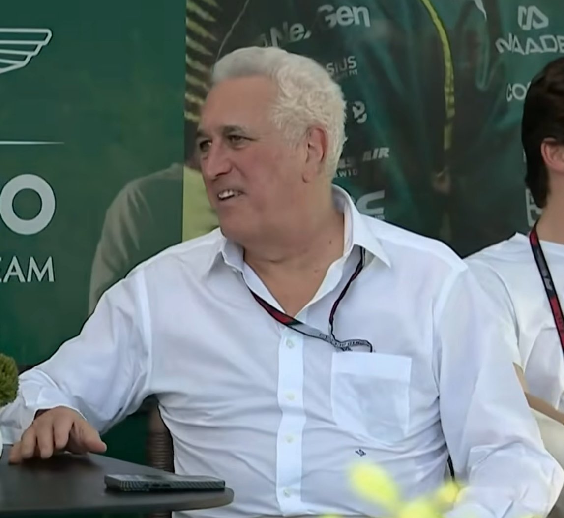 AstonF1Spain's tweet image. La primera imagen que veo de Lawrence Stroll sonriendo en esta temporada es algo que llama la atención, ya que no es común ver al dueño de Aston Martin con una sonrisa en el rostro durante la temporada actual

via @nachez98

#AstonMartinF1 #F1 #Stroll