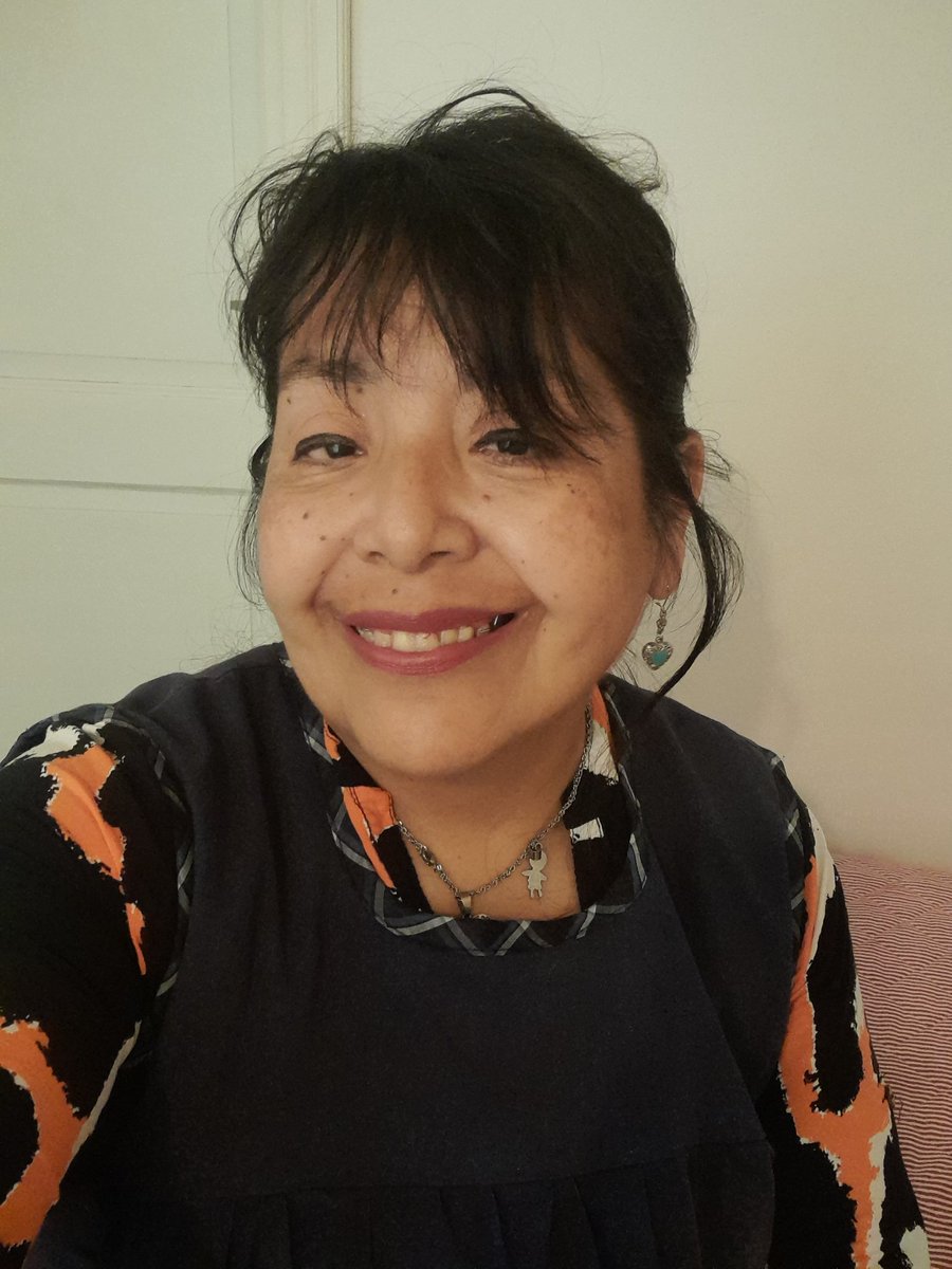 🌺FELIZ DIA CHICAS!!🌺
Guerreras, luchadoras, sobrevivientes, maravillosas, trabajadoras, soñadoras nunca bajaremos los brazos... a seguir luchando por nuestros sueños y nuestros hijos... 
Hoy se trabaja😁 mirala a Esperancita🤣😆
💖FELICIDADES HERMOSAS💖