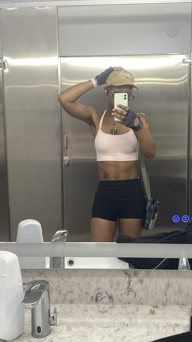 (*´ω`*) tweet media