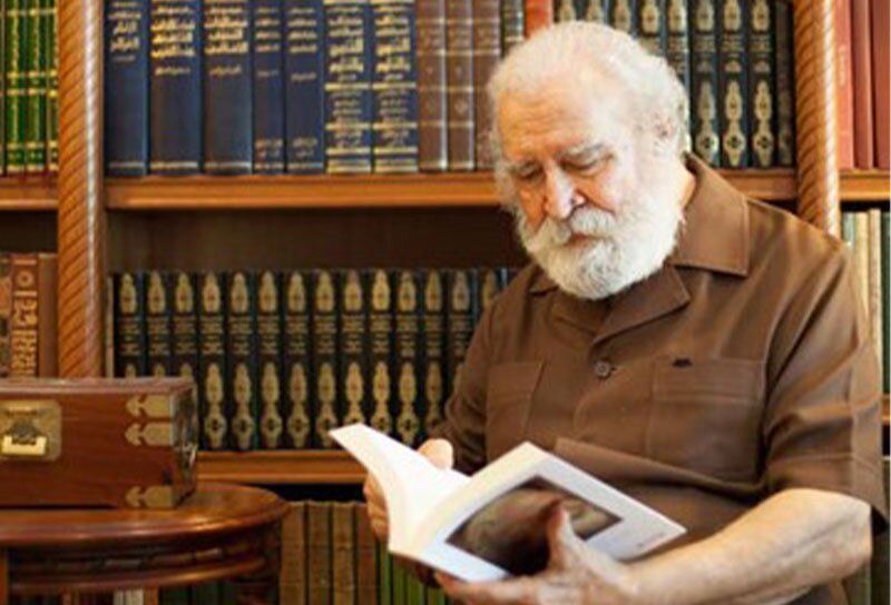 Tokoh pemikir ulung, Prof Diraja Syed Muhd Naquib Al-Attas meninggal dunia, jam 6.47 petang tadi pada usia 95 tahun

Beliau merupakan pelopor kepada pengajian sejarah, falsafah dan teologi di alam Melayu