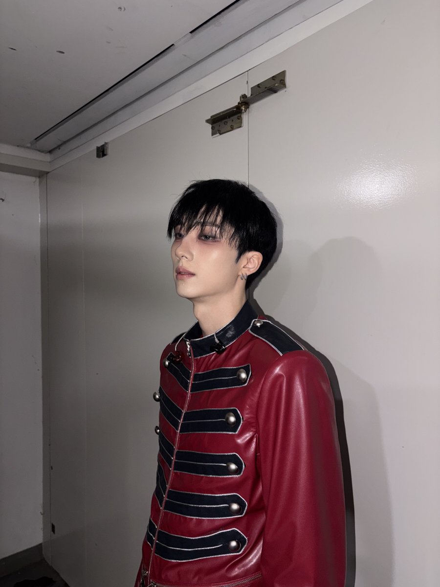 평생 안고 갈 추억 감사합니다 피스🙂
모두의 마음에 짙은 하늘빛이 가득했길
안녕 MOST WANTED!
안녕 UNIQUE🔥

#P1Harmony #JIUNG