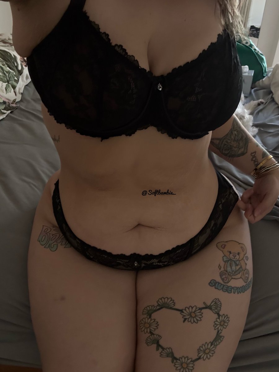 Princess Bambie ‧₊˚ ⋅♡ ࣪ ִֶָ☾. tweet media