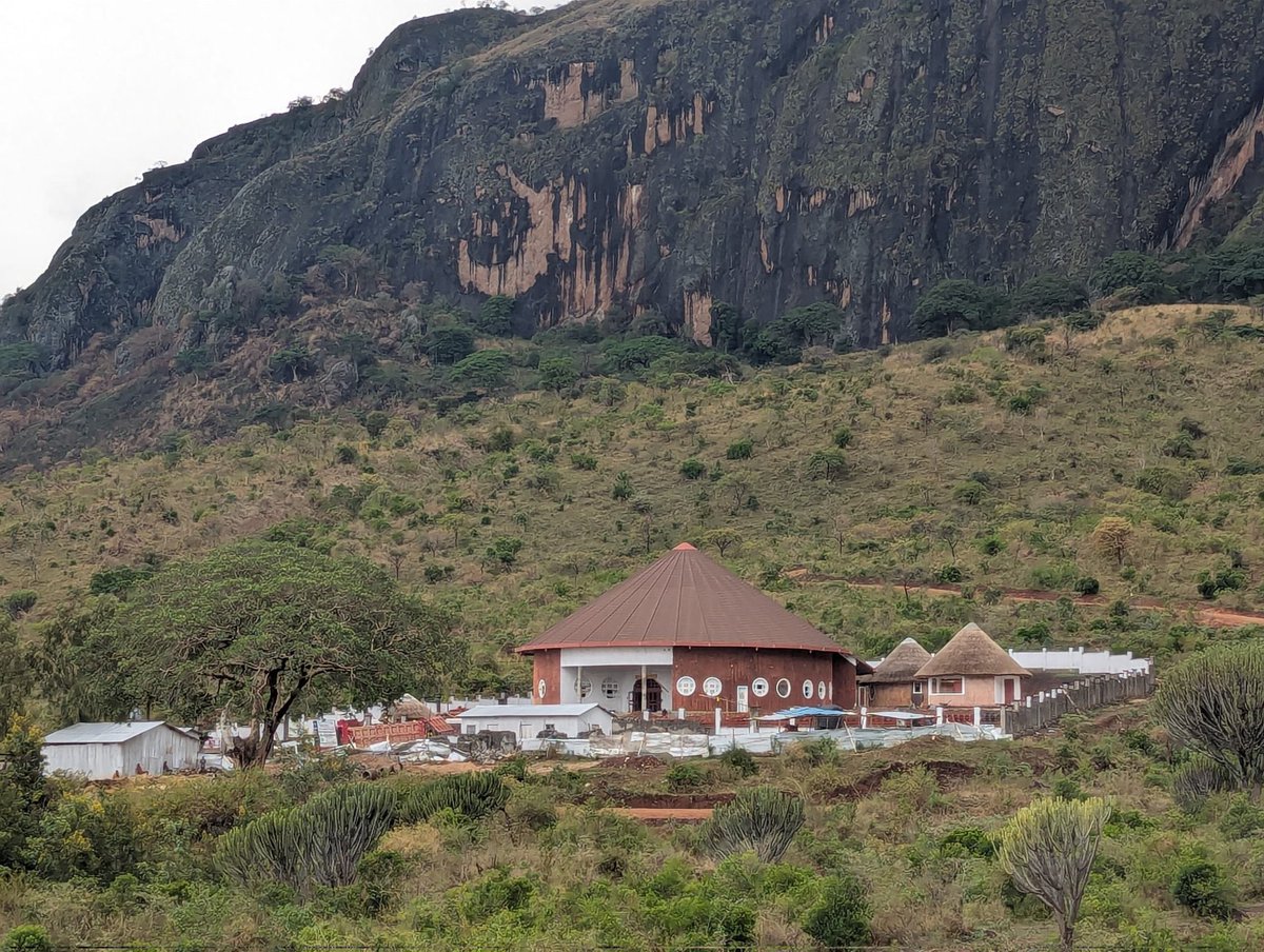 Iamkabareebe's tweet photo. Karamoja is beautiful! https://t.co/NahQHua0dA