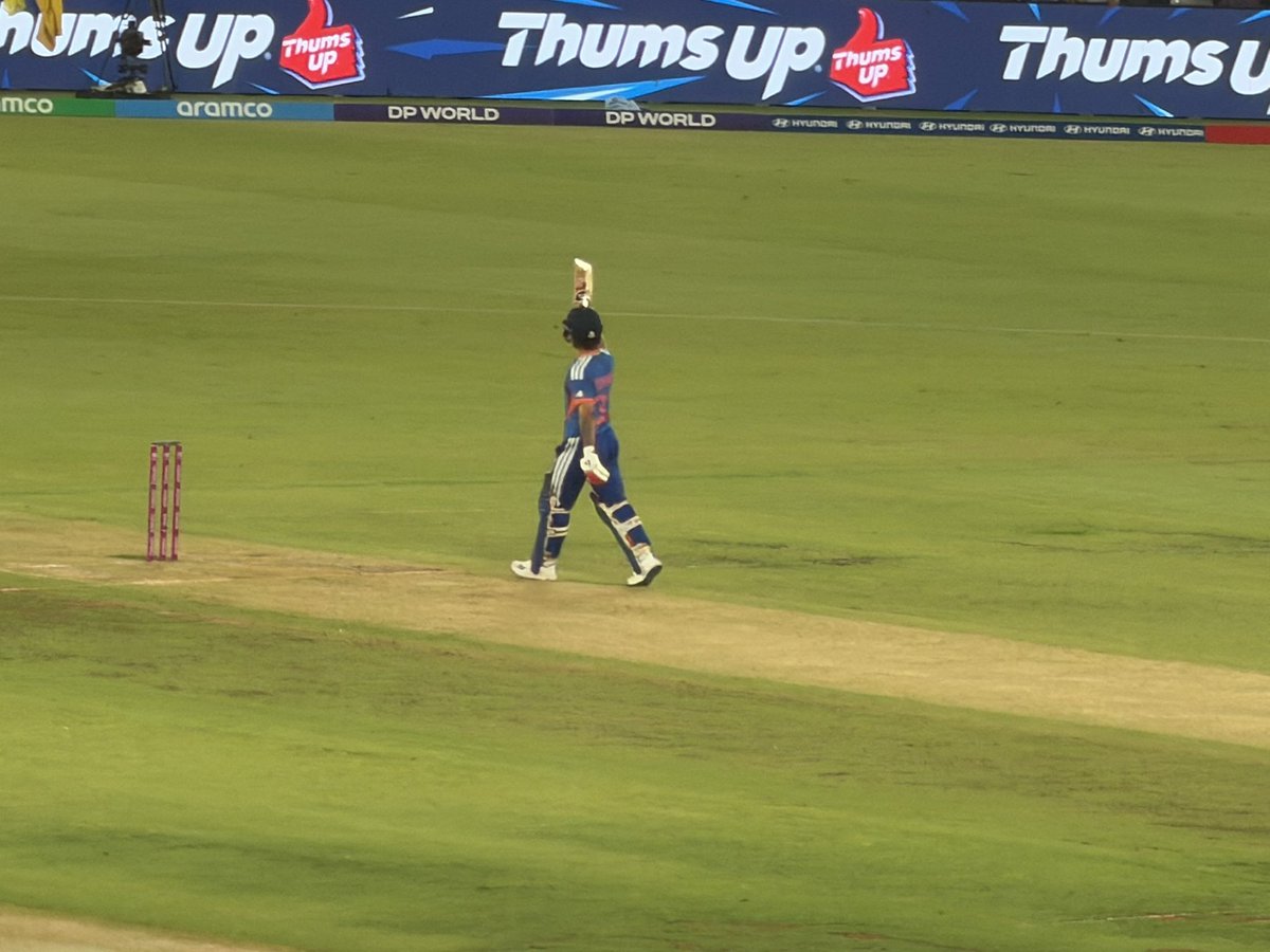 Vimal कुमार tweet media