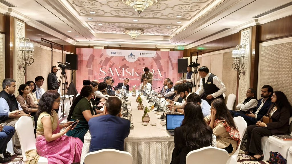 Aparna_R1's tweet photo. At the #Raisina2026 high-level roundtable on #Powering India’s #ViksitBharat, we explored round-the-clock (RTC) #renewable #energy & diverse state pathways for #energytransition —critical at a time when geopolitical shocks are heightening concerns around #energy security & price volatility.