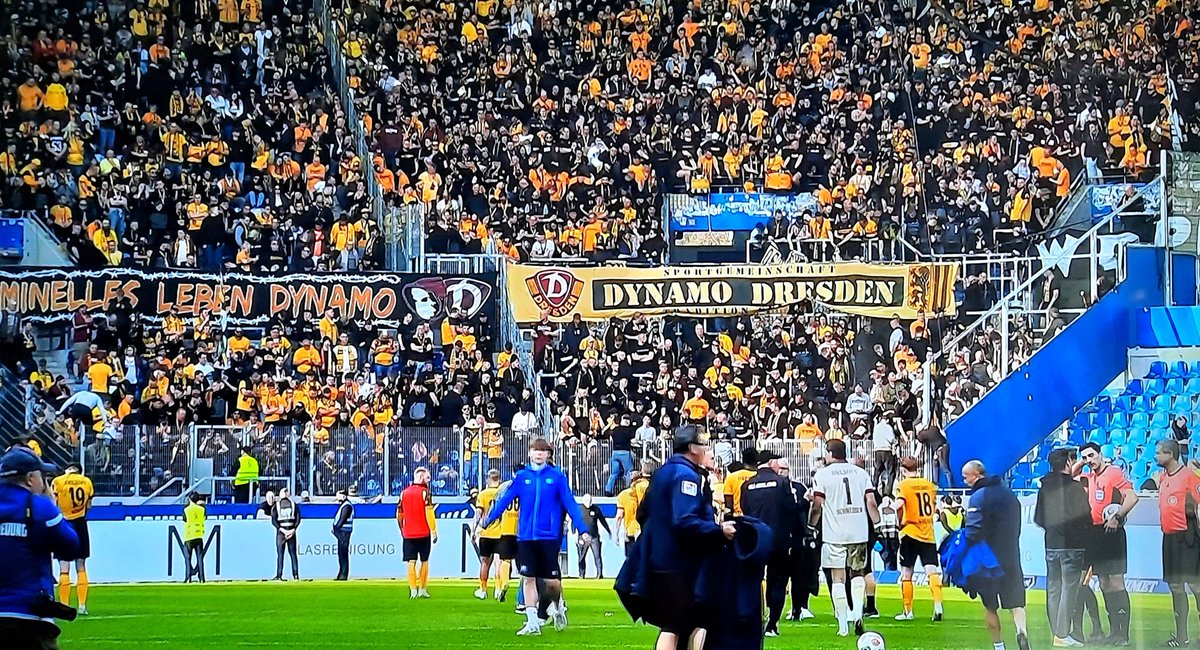 FREITAL ON TOUR  est 97 tweet media